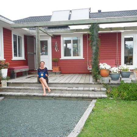 The Beach House - Nelson Bagian luar foto