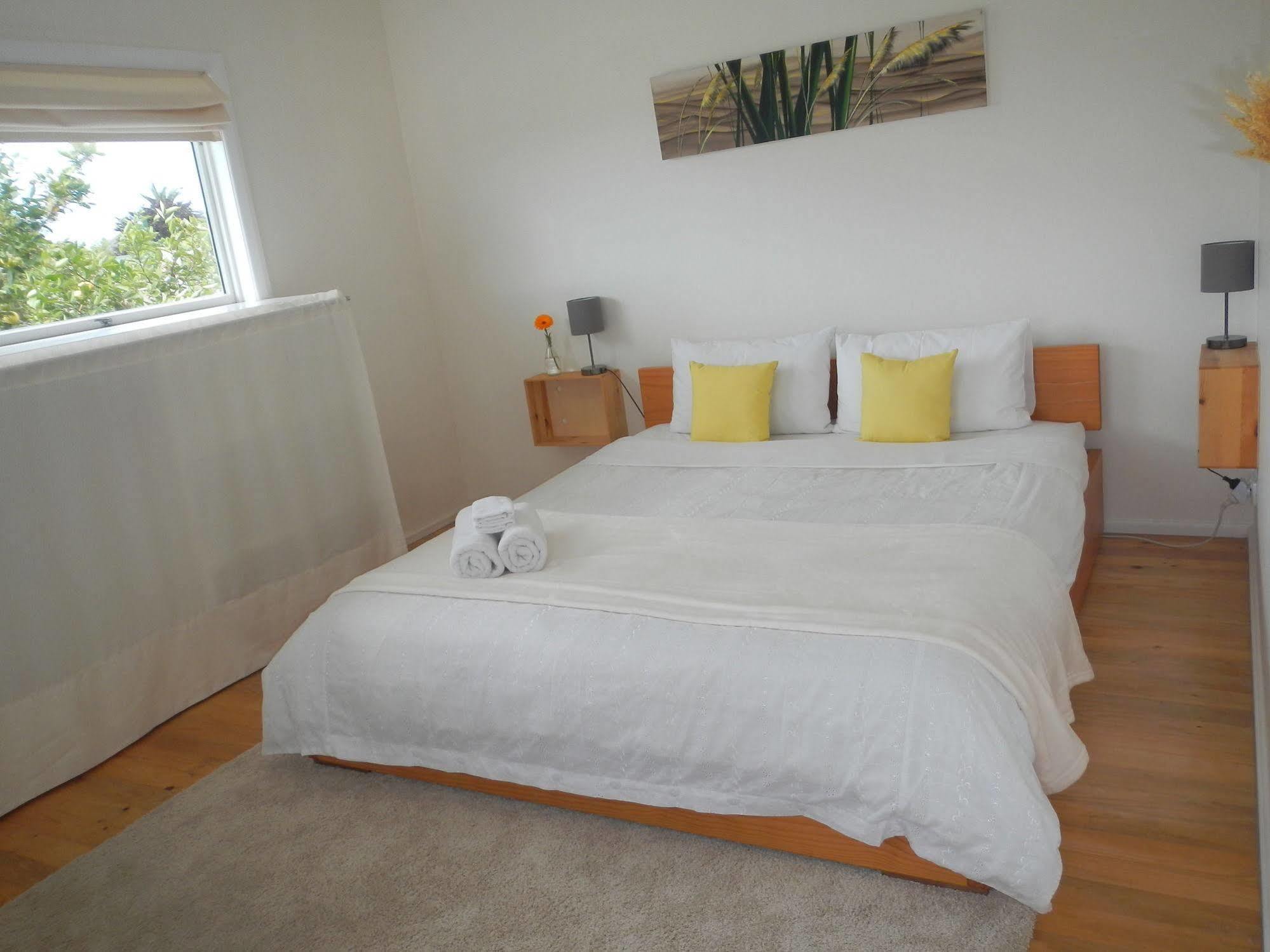 The Beach House - Nelson Bagian luar foto